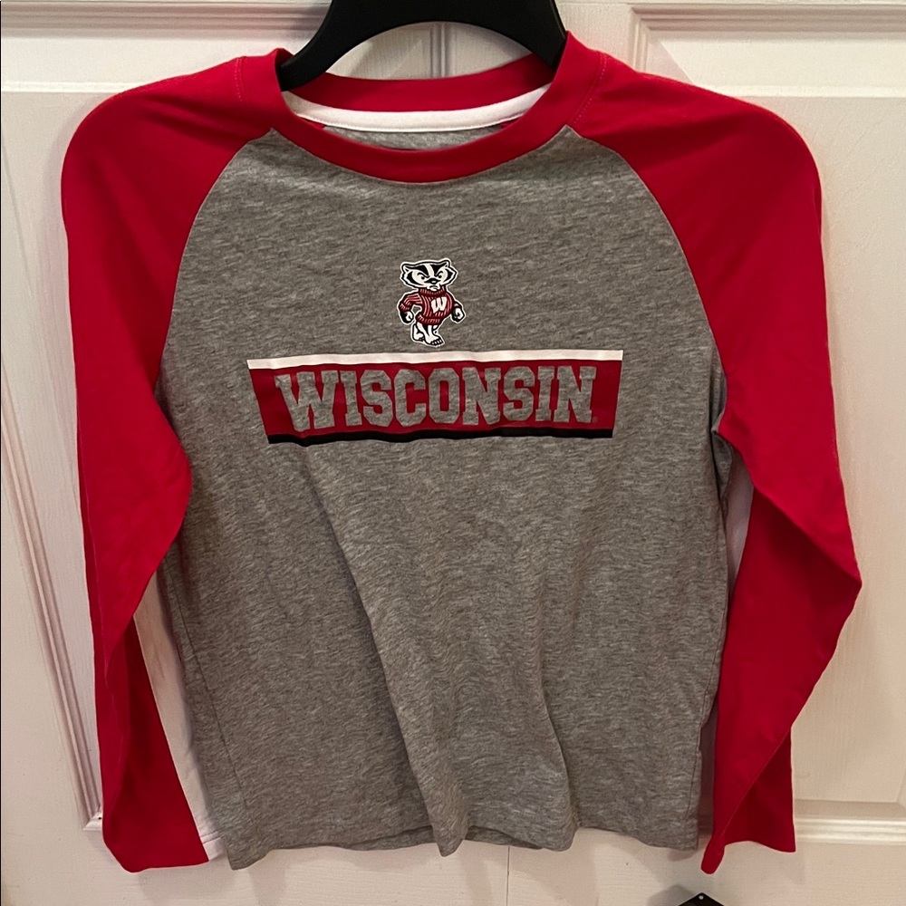 NWT Colosseum University of Wisconsin Youth T-Shirt